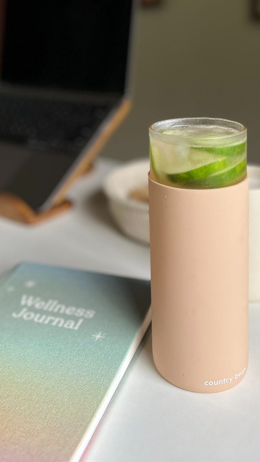 how to build an online wellness course as an online business owner